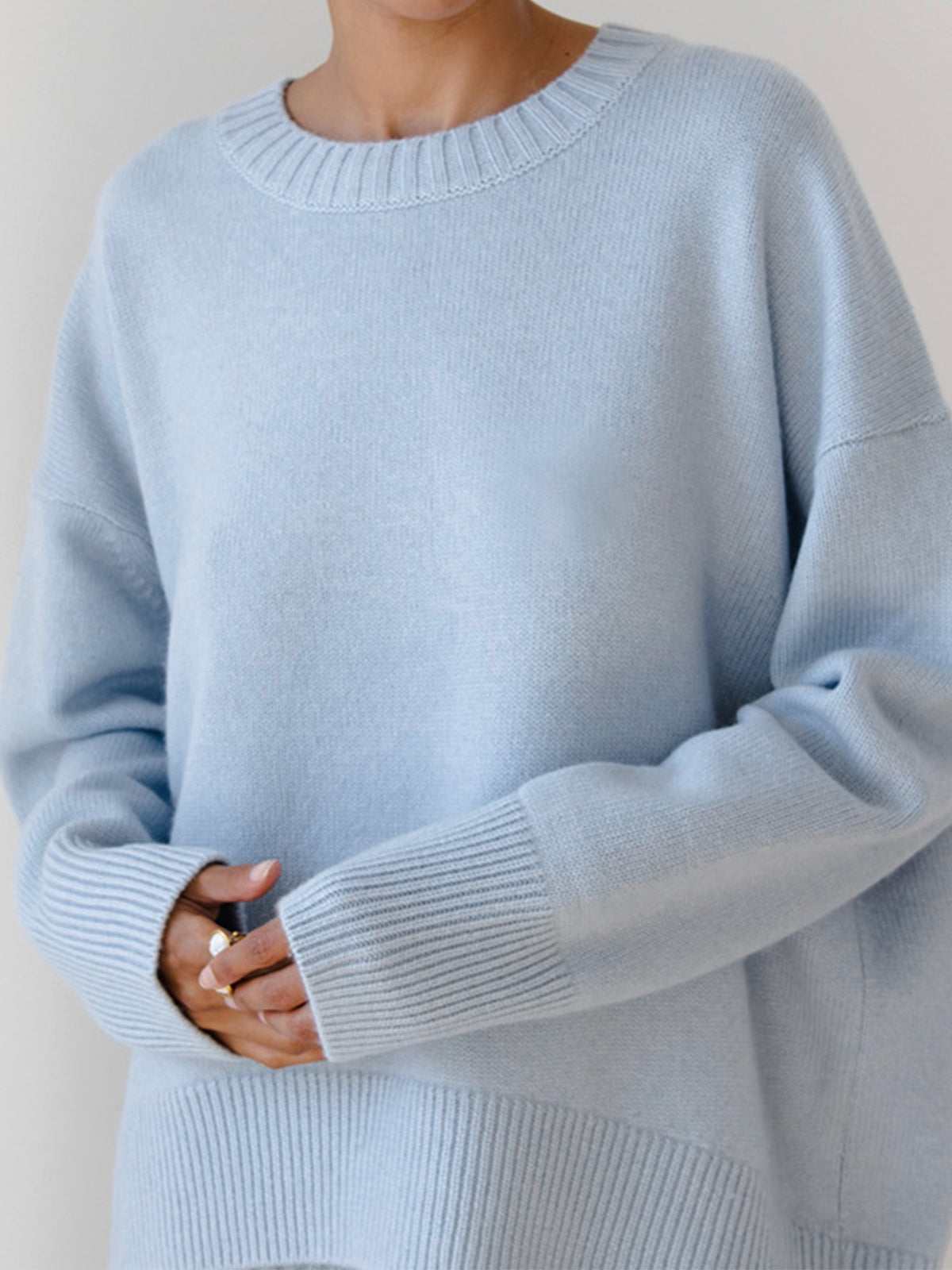 Bronisława | luźny sweter oversize z okrągłym dekoltem