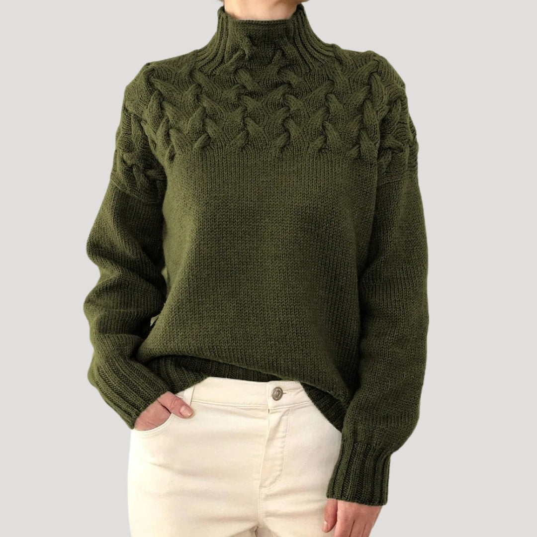Jana | sweter w warkocze z wysokim kołnierzem
