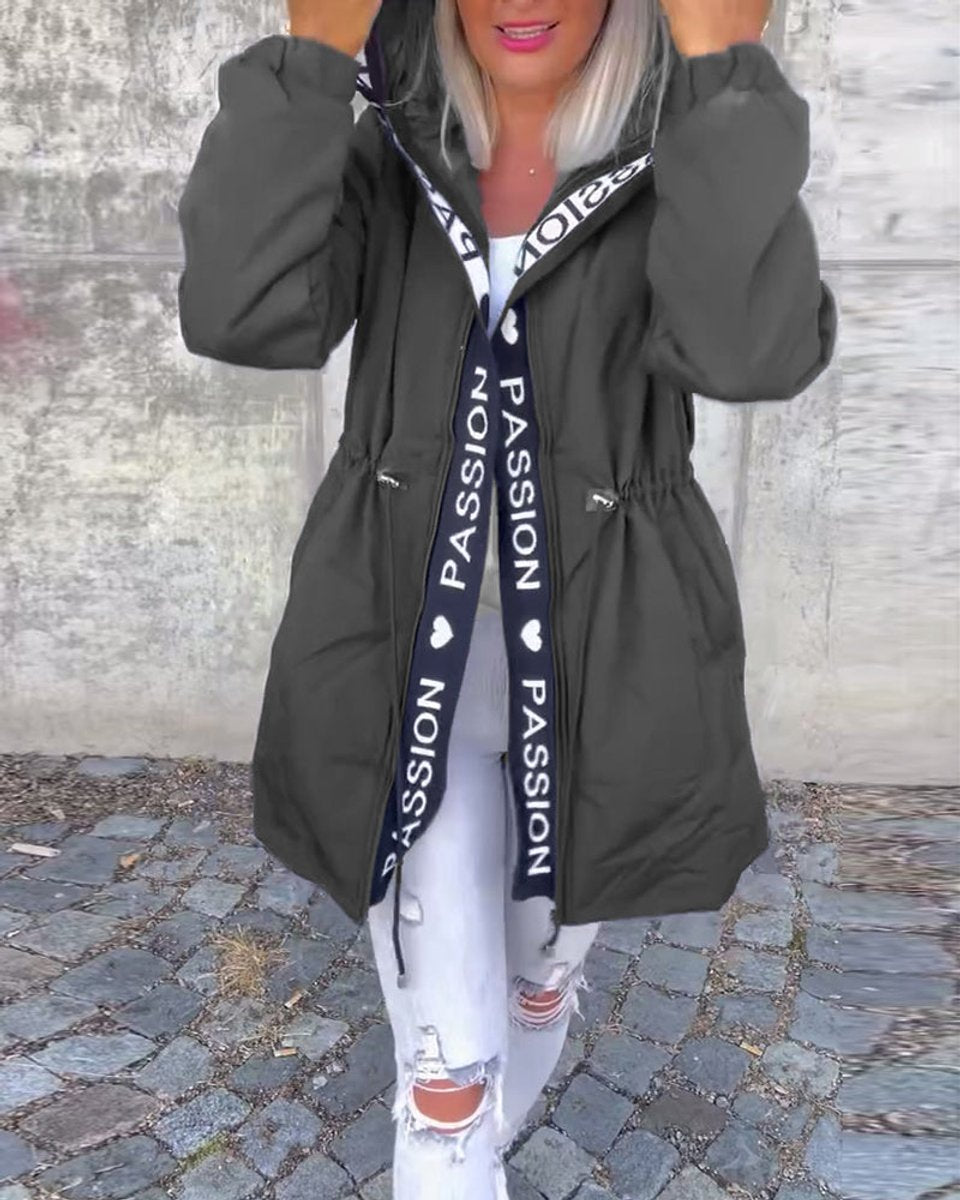 Ilona | parka midi z kapturem i ściągaczem w talii